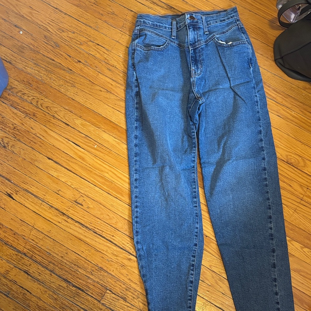 Fashion Nova Mom Straight Blue Jeans